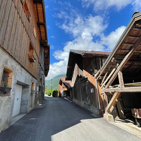 Maison De Village Au Pied Des 3 Vallees Villarlurin Exterior foto