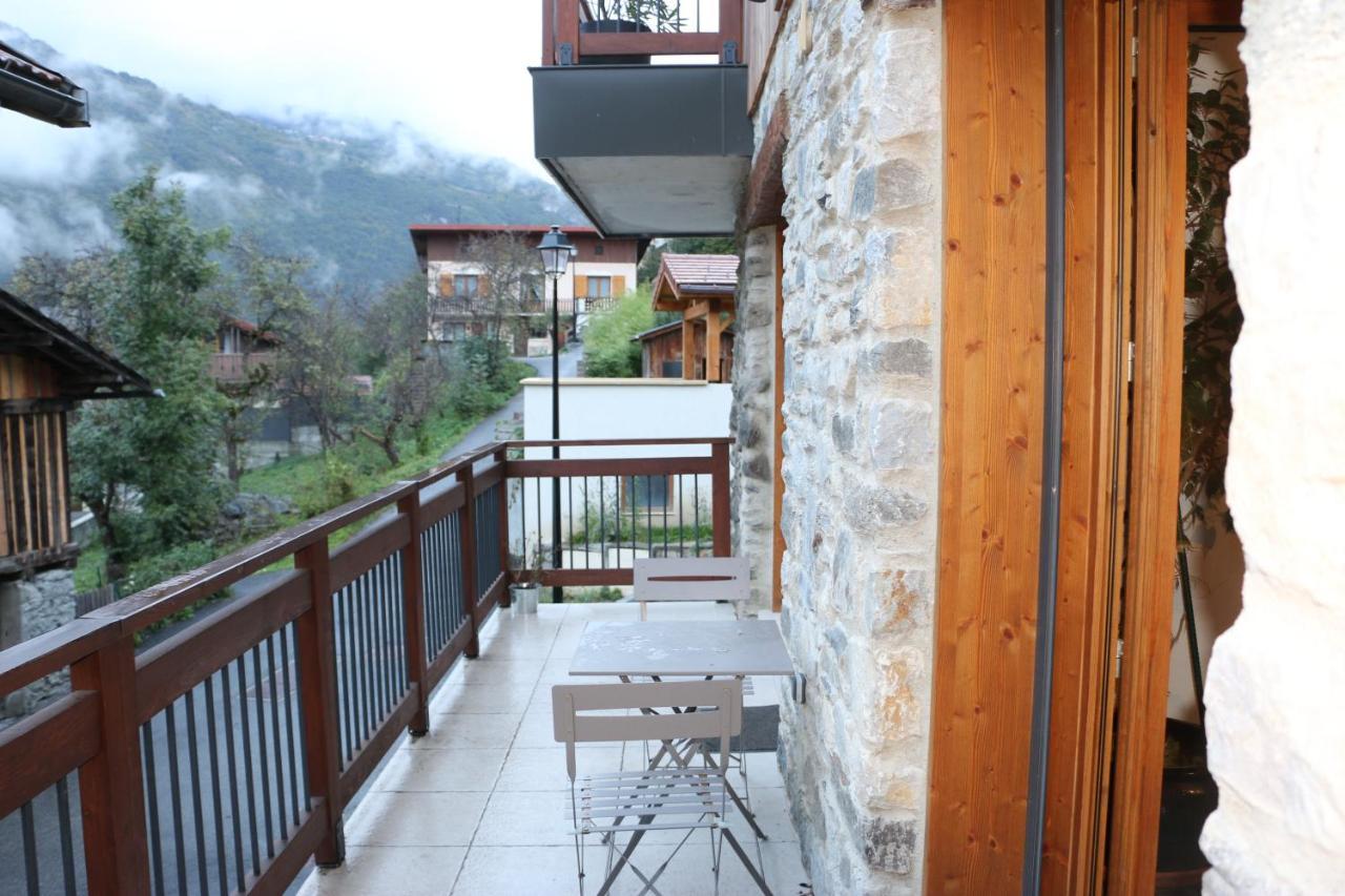 Maison De Village Au Pied Des 3 Vallees Villarlurin Exterior foto