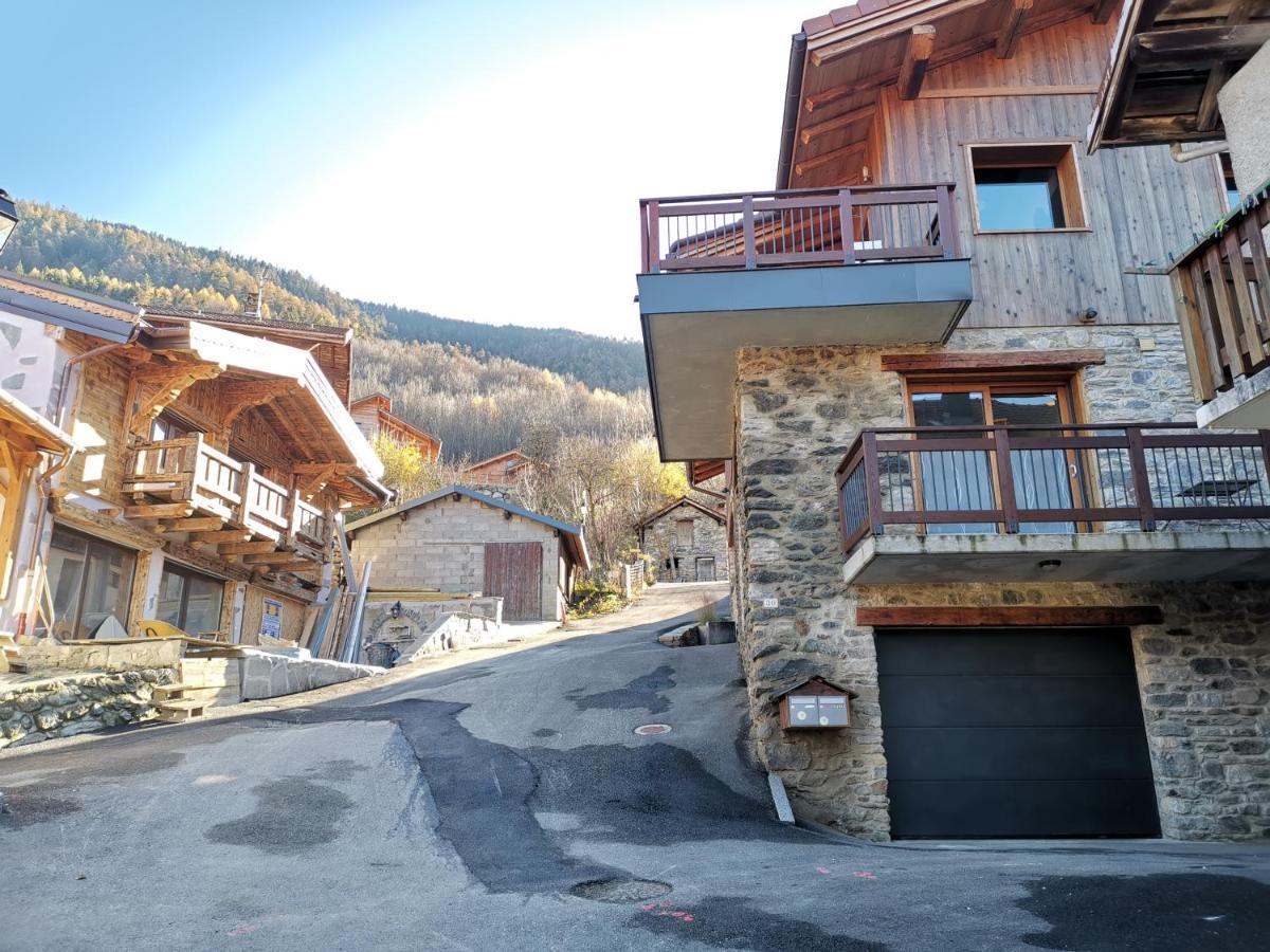 Maison De Village Au Pied Des 3 Vallees Villarlurin Exterior foto